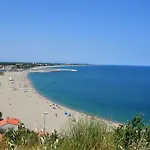 & Golf Port Aparthotel 3*