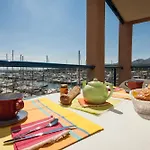 & Golf Port
