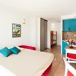 & Golf Port Aparthotel