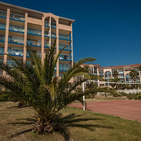 Aparthotel & Golf Port 3*