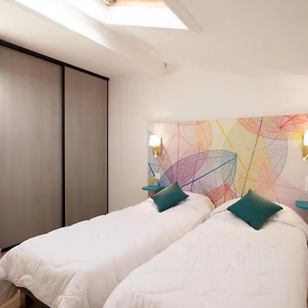 Hotel apartamentowy & Golf Port